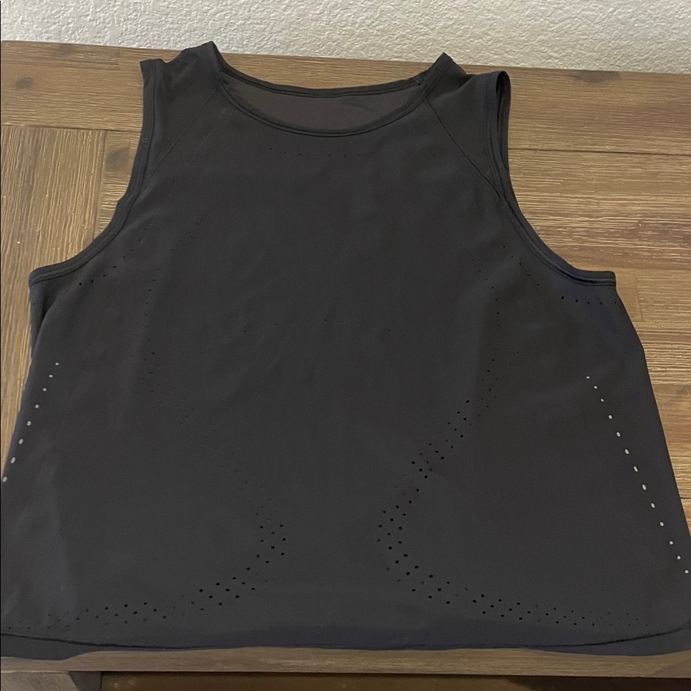 Lululemon Athletica Black Activewear Running Fitness Tank size 4
